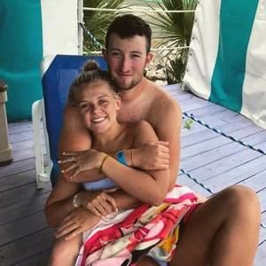 Meet your Posher, Kinsley